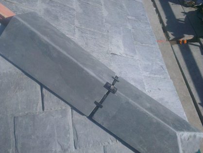 Natural slate ridges and a Hip Stop End ...